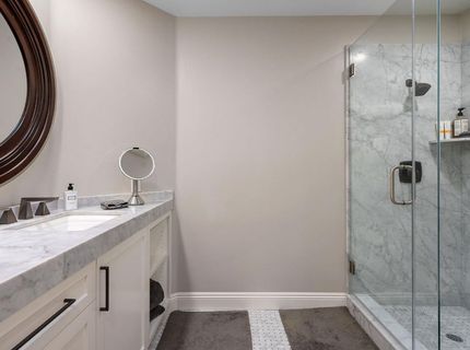 2126 University Park Dr, Sacramento, CA 95825 Photo