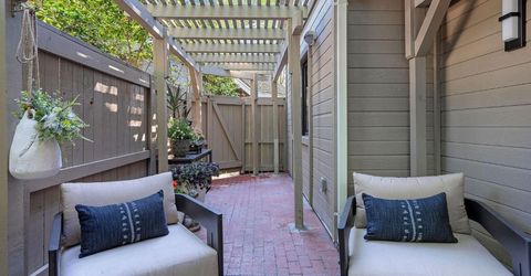 2126 University Park Dr, Sacramento, CA 95825 Photo