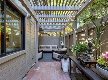 2126 University Park Dr, Sacramento, CA 95825 Photo