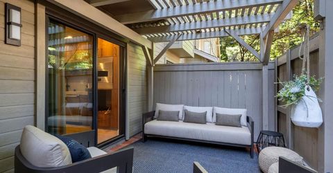 2126 University Park Dr, Sacramento, CA 95825 Photo