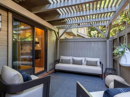 2126 University Park Dr, Sacramento, CA 95825 Photo