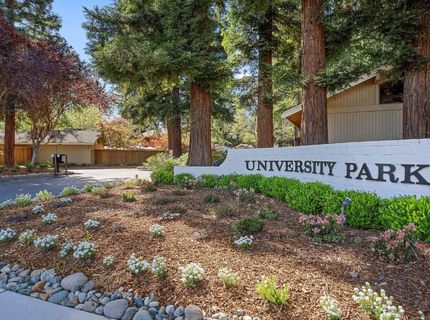 2126 University Park Dr, Sacramento, CA 95825 Photo