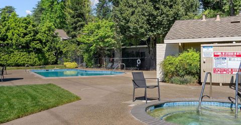 2126 University Park Dr, Sacramento, CA 95825 Photo