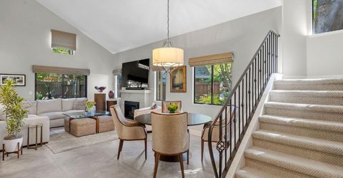 2126 University Park Dr, Sacramento, CA 95825 Photo