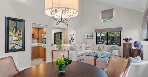 2126 University Park Dr, Sacramento, CA 95825 Photo