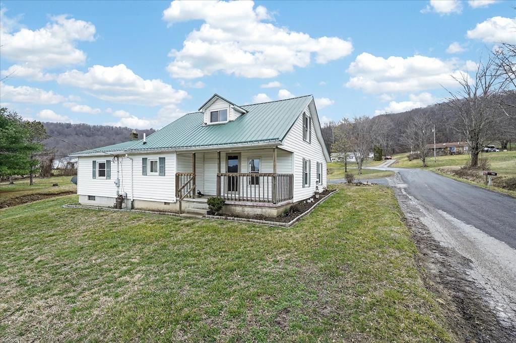 6366 Green Ridge Road, Peebles, OH 45660 Main Photo