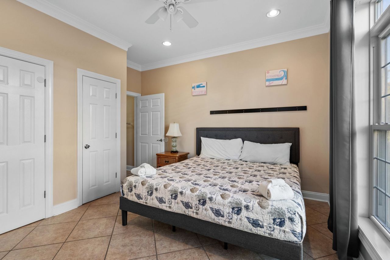 213 76th Ave. N Photo 46