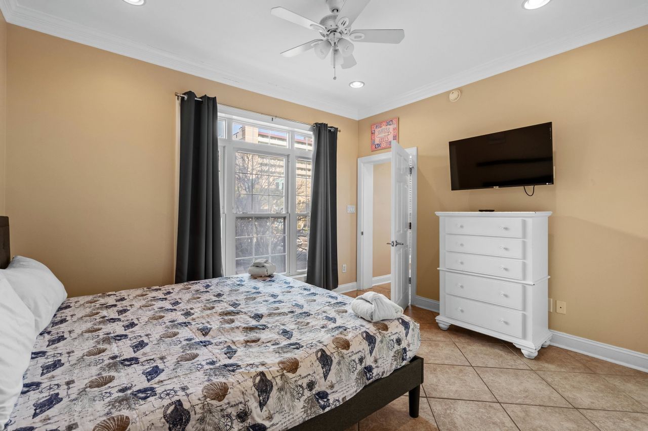 213 76th Ave. N Photo 47