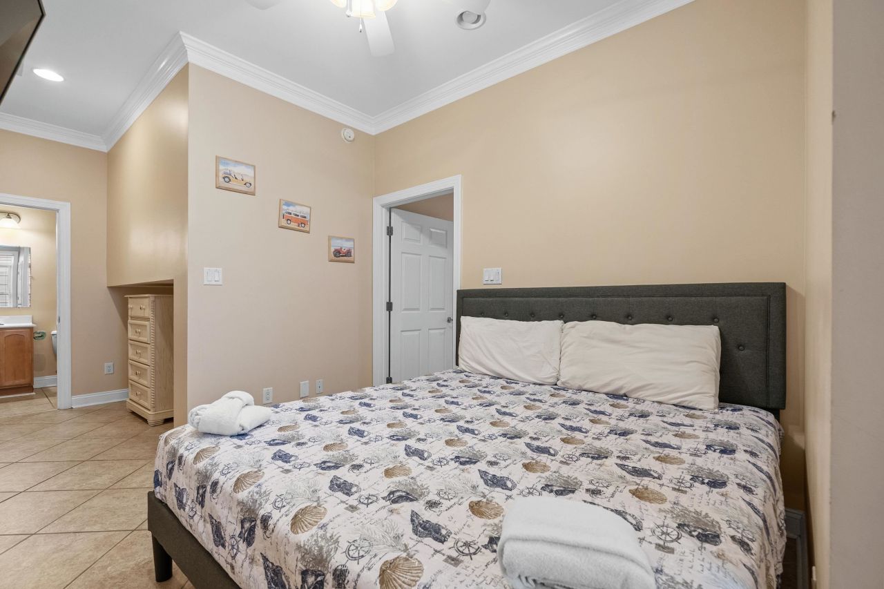 213 76th Ave. N Photo 50