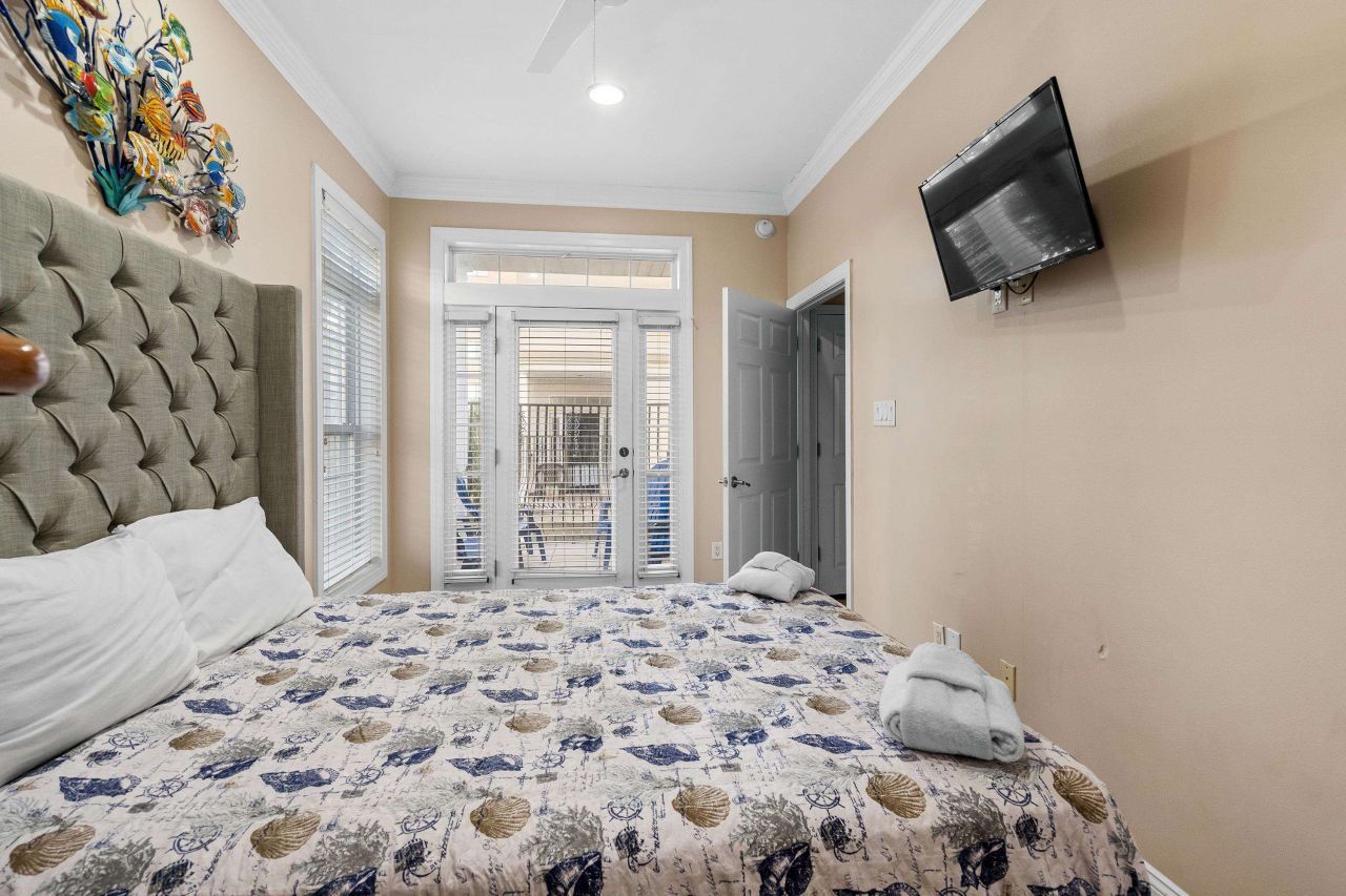 213 76th Ave. N Photo 53