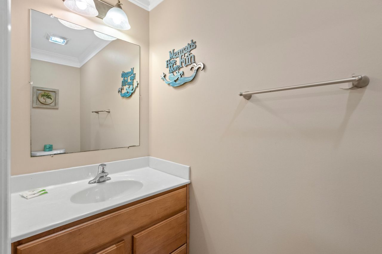 213 76th Ave. N Photo 59