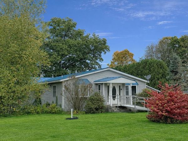 2849 Dartmouth College Highway, Haverhill, NH 03774