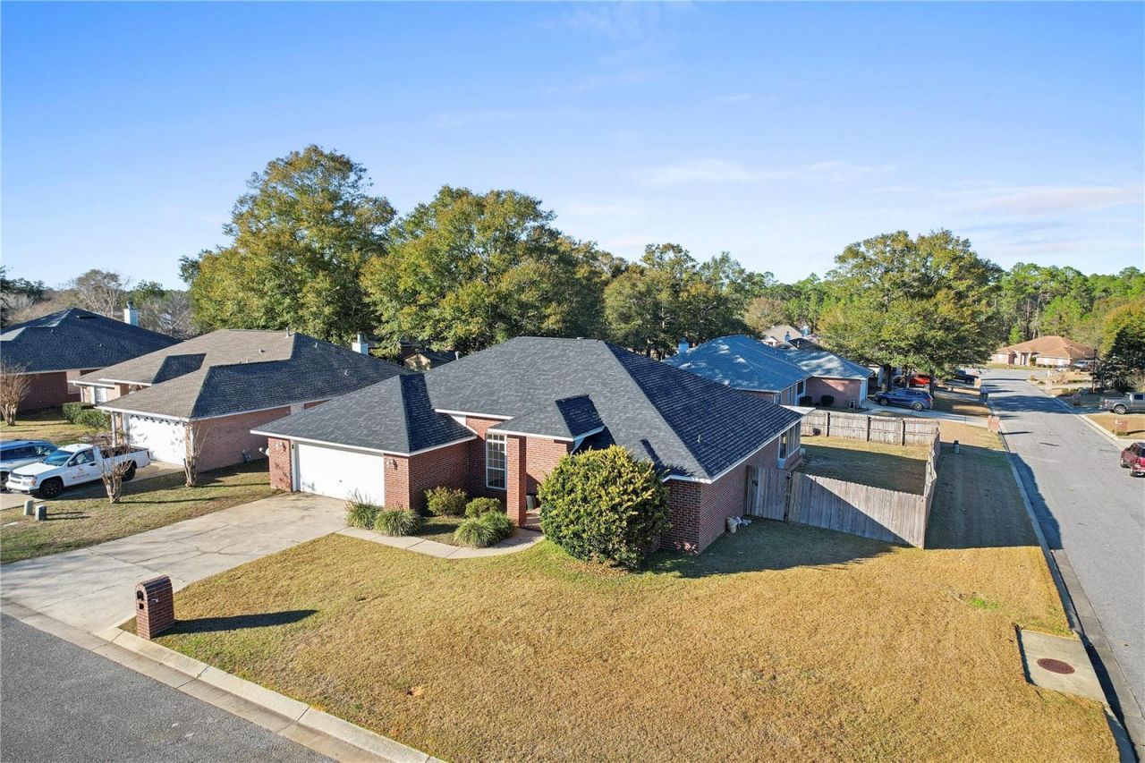 6622 Hallendale Drive, Pensacola, FL 32526 Photo