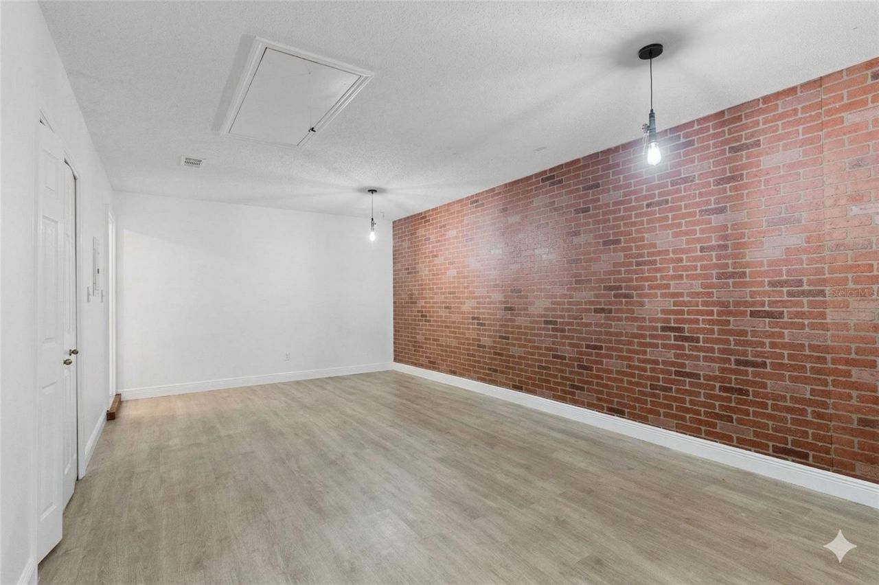 6622 Hallendale Drive, Pensacola, FL 32526 Photo