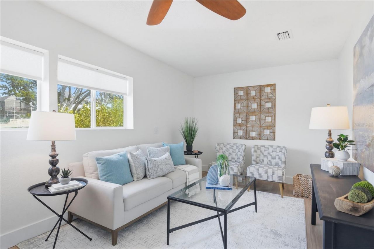 915 Bayshore Drive, Tarpon Springs, FL 34689 Photo