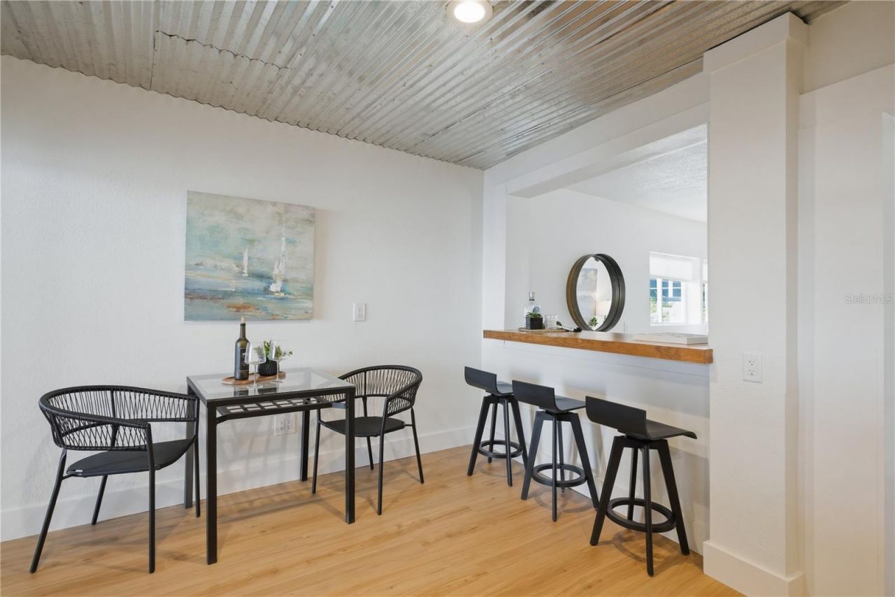 915 Bayshore Drive, Tarpon Springs, FL 34689 Photo