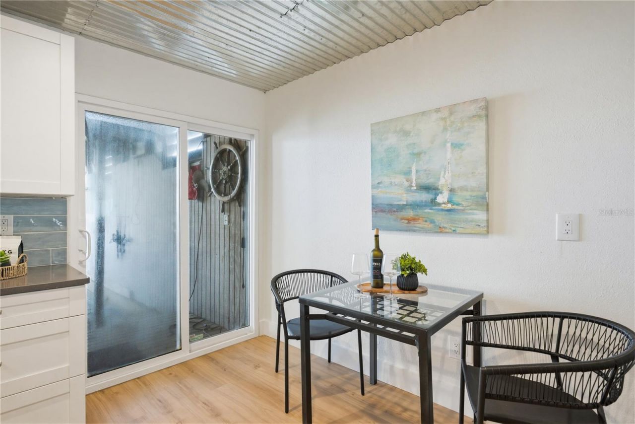 915 Bayshore Drive, Tarpon Springs, FL 34689 Photo