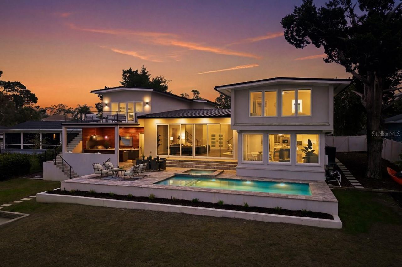 915 Bayshore Drive, Tarpon Springs, FL 34689 Photo