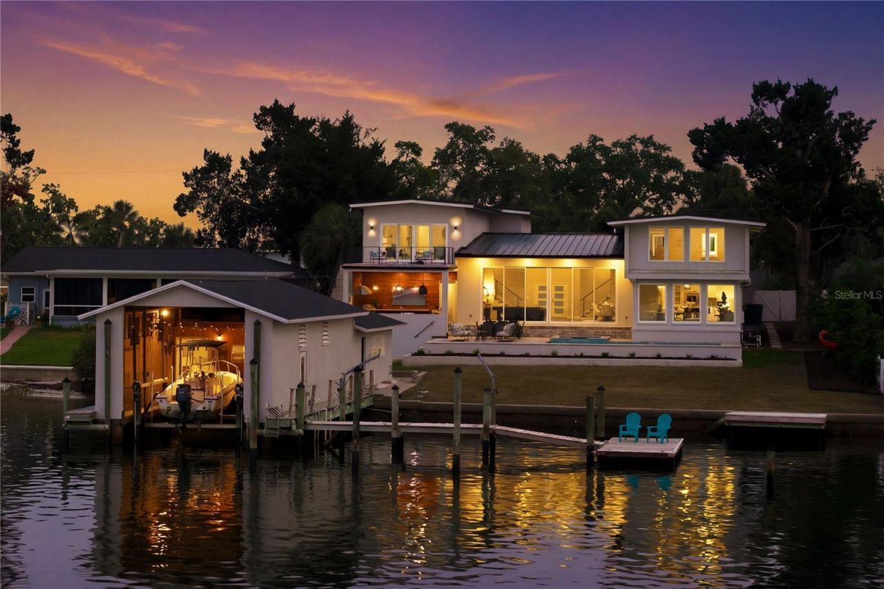 915 Bayshore Drive, Tarpon Springs, FL 34689 Photo