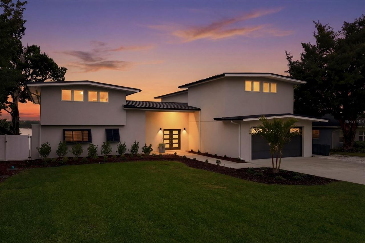 915 Bayshore Drive, Tarpon Springs, FL 34689 Photo