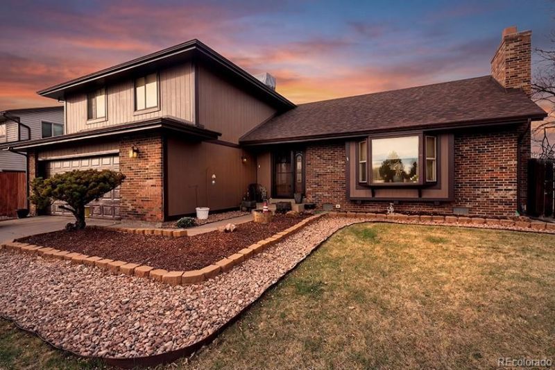 7385 W Walker Drive, Littleton, CO 80123 Main Photo