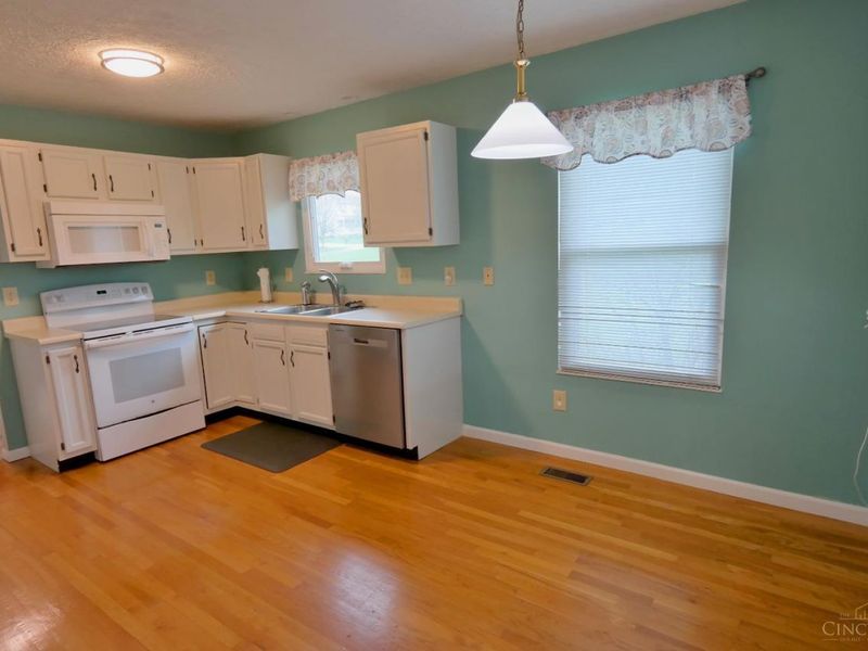 7729 Joan Drive, West Chester, OH 45069 Photo 11