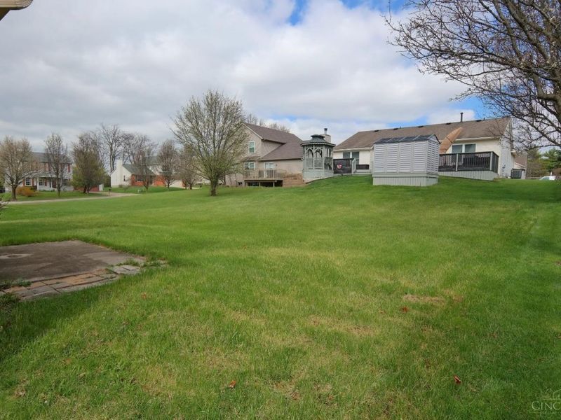 7729 Joan Drive, West Chester, OH 45069 Photo 3