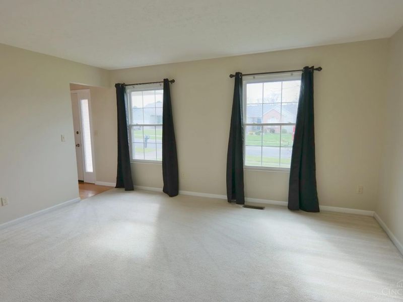 7729 Joan Drive, West Chester, OH 45069 Photo 5