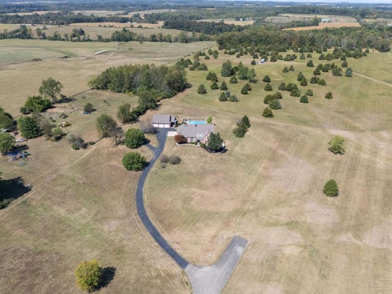 9917 us 50, Hillsboro, OH 45133 Photo 6