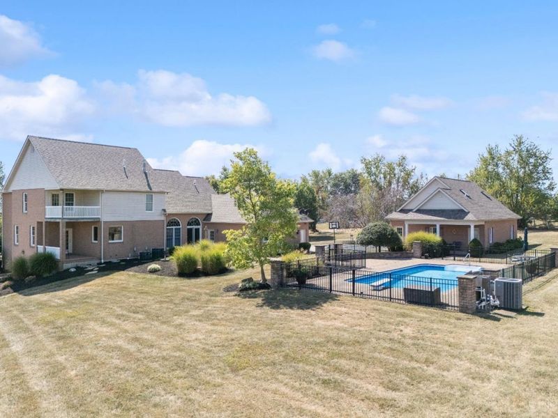 9917 us 50, Hillsboro, OH 45133 Photo 8