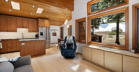 14075 Herringbone Way, Truckee, CA 96161 Photo