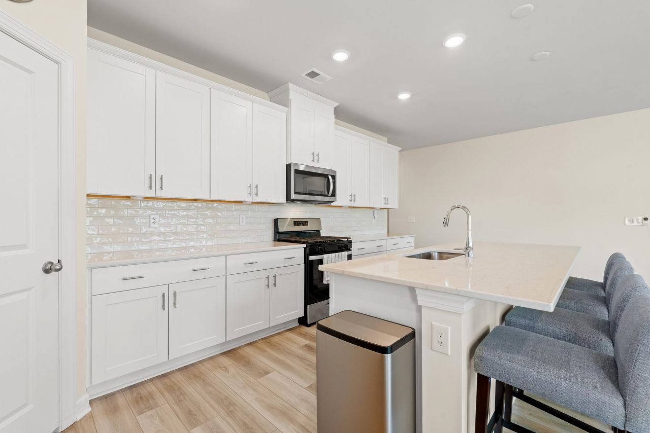 4570 Day Lily Run St.  Photo 10