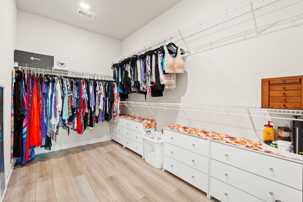 4570 Day Lily Run St.  Photo 16