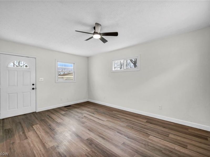 13910 Bartlett Avenue, Cleveland, OH 44120 Photo 15