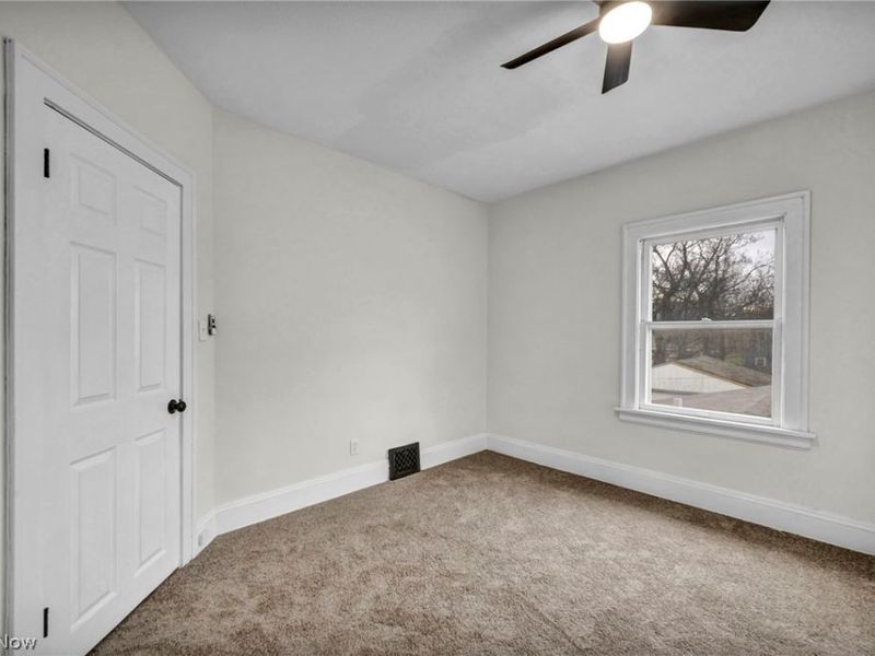 13910 Bartlett Avenue, Cleveland, OH 44120 Photo 18