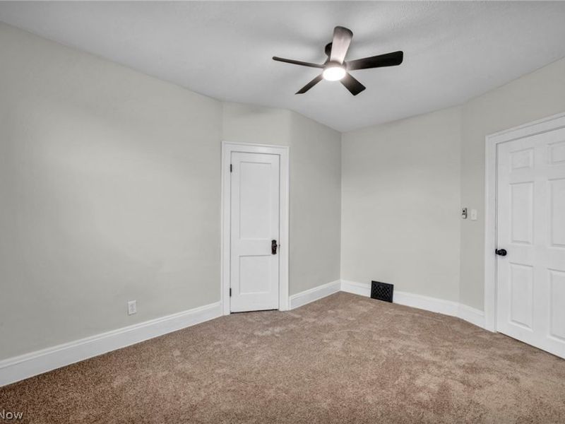 13910 Bartlett Avenue, Cleveland, OH 44120 Photo 26