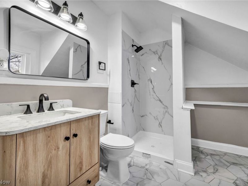 13910 Bartlett Avenue, Cleveland, OH 44120 Photo 27