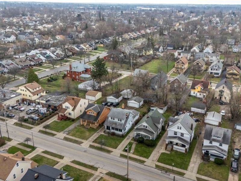 13910 Bartlett Avenue, Cleveland, OH 44120 Photo 34