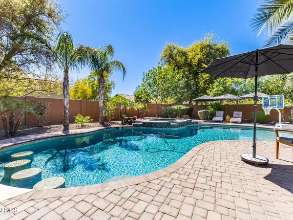 11627 E REGAL Court, Chandler, AZ 85249