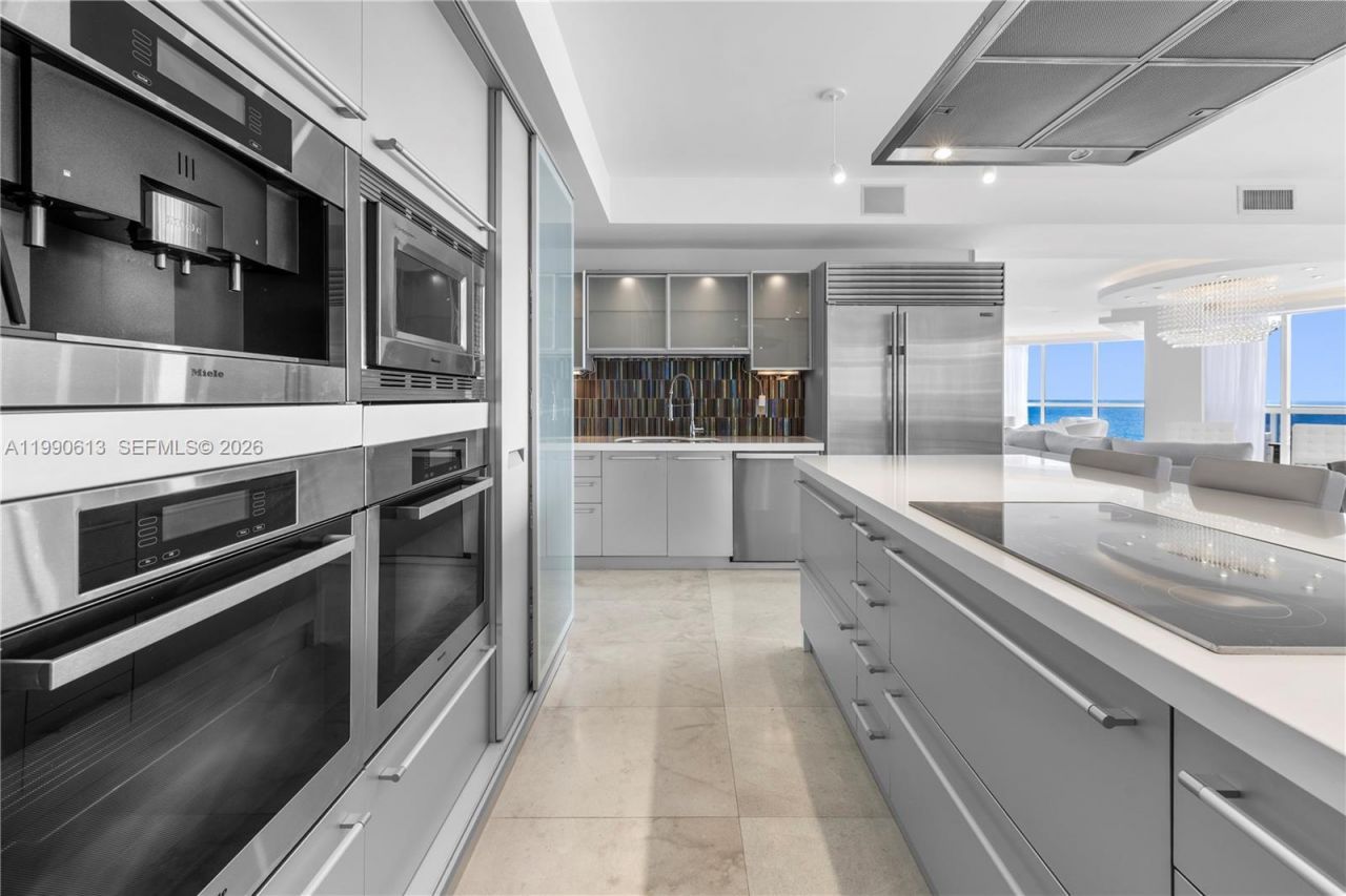 18201 Collins Ave, Unit 1209, Sunny Isles Beach, FL 33160 Photo