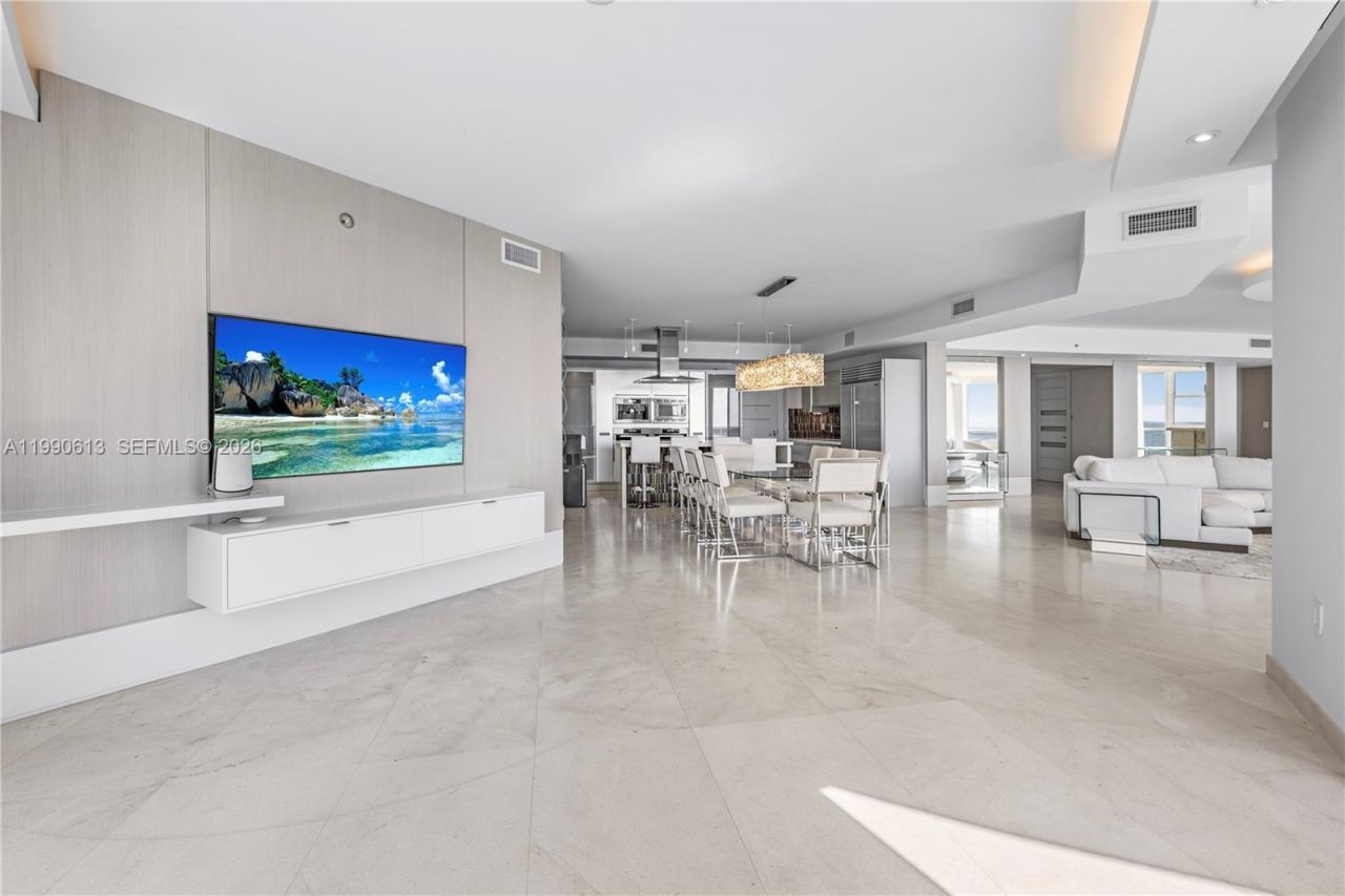 18201 Collins Ave, Unit 1209, Sunny Isles Beach, FL 33160 Photo