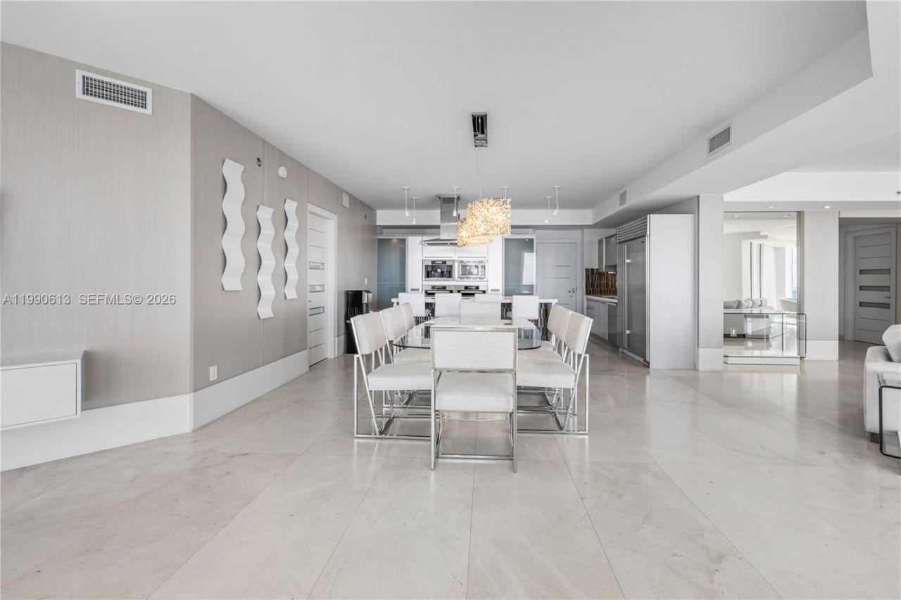 18201 Collins Ave, Unit 1209, Sunny Isles Beach, FL 33160 Photo