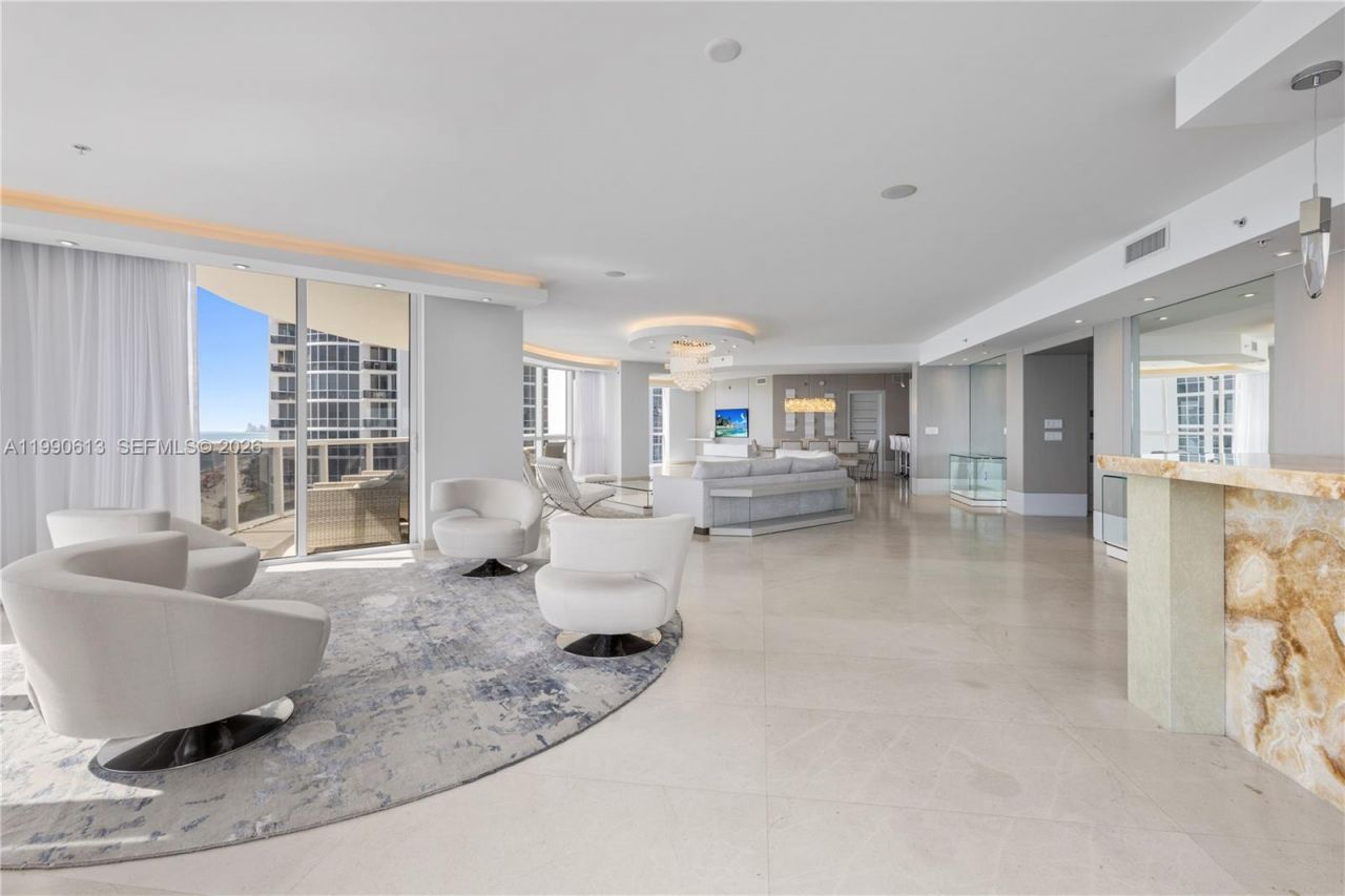 18201 Collins Ave , Unit 1209, Sunny Isles Beach, FL 33160 Photo