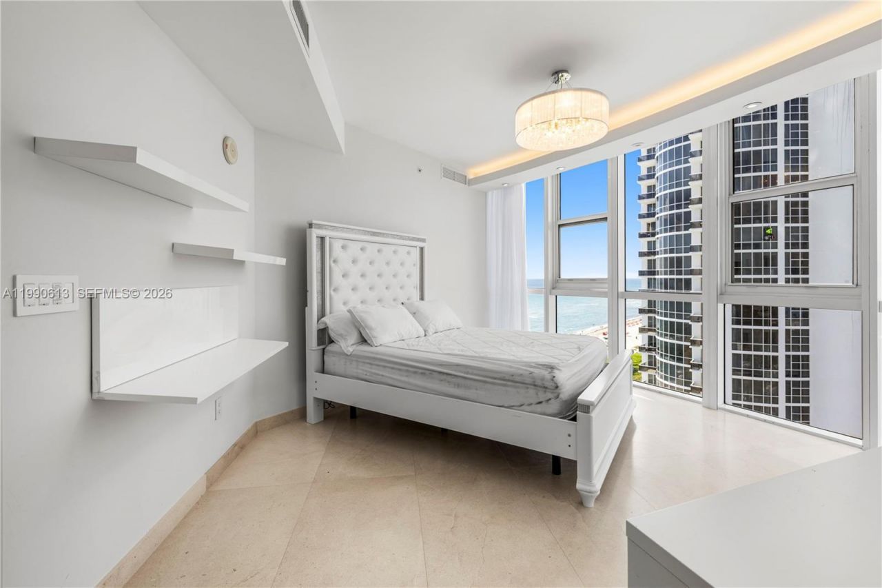 18201 Collins Ave , Unit 1209, Sunny Isles Beach, FL 33160 Photo