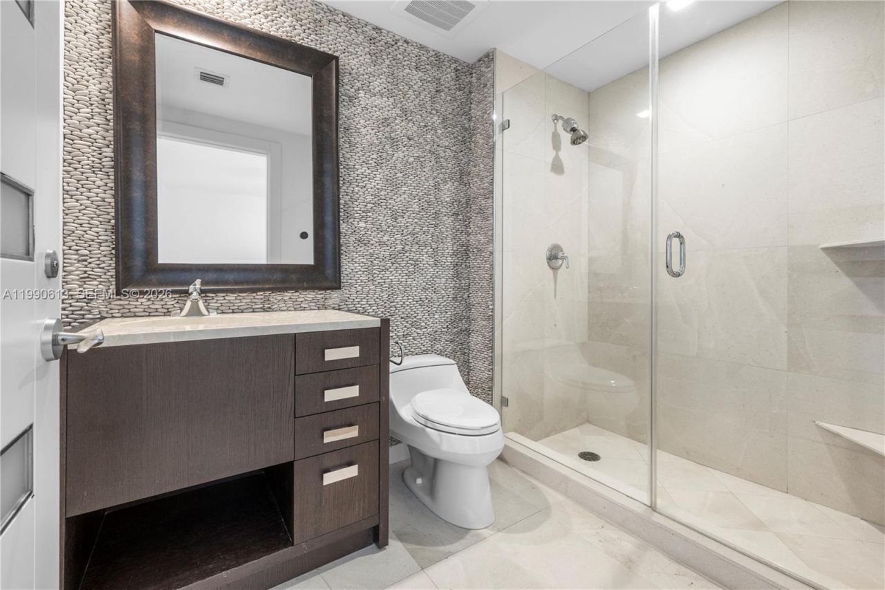 18201 Collins Ave , Unit 1209, Sunny Isles Beach, FL 33160 Photo