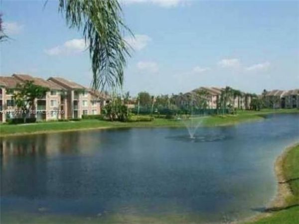 12154 Saint Andrews Pl , Unit 208, Miramar, FL 33025