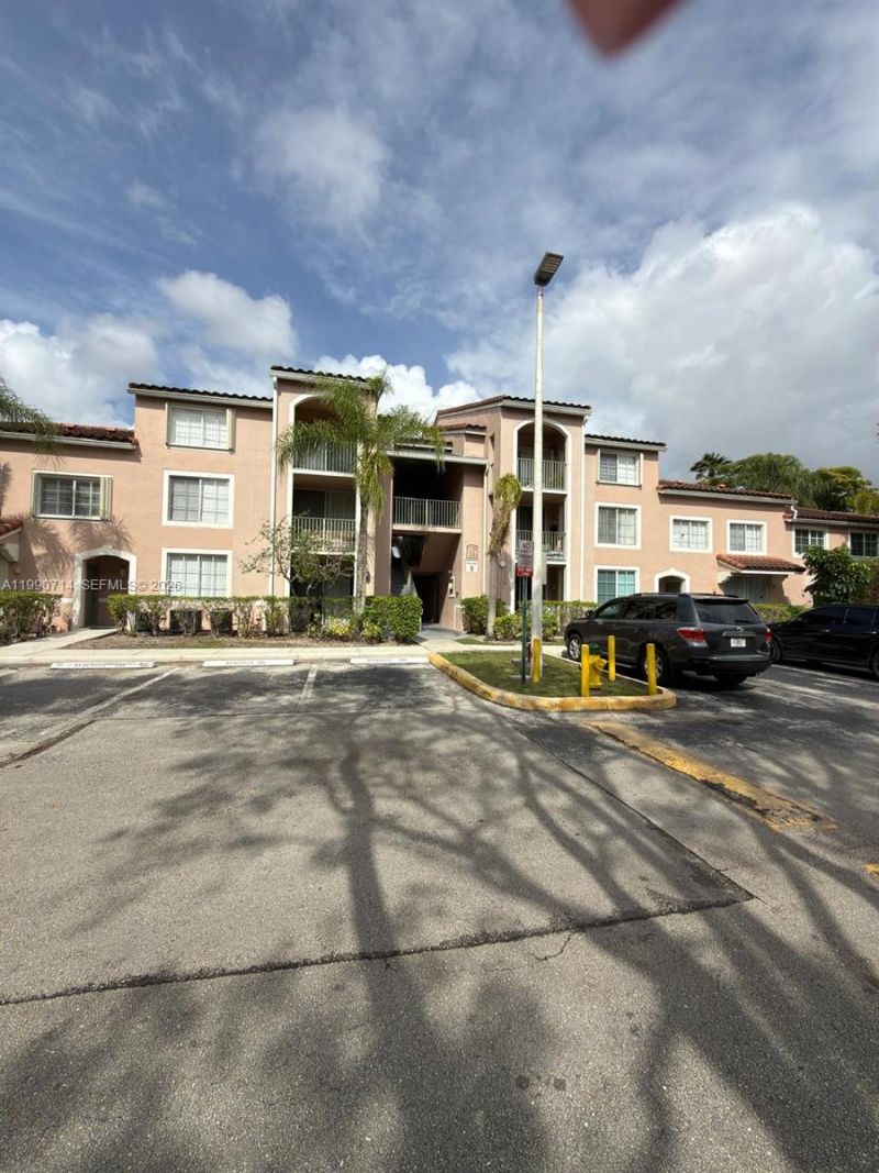 12154 Saint Andrews Pl, Unit 208, Miramar, FL 33025 Photo