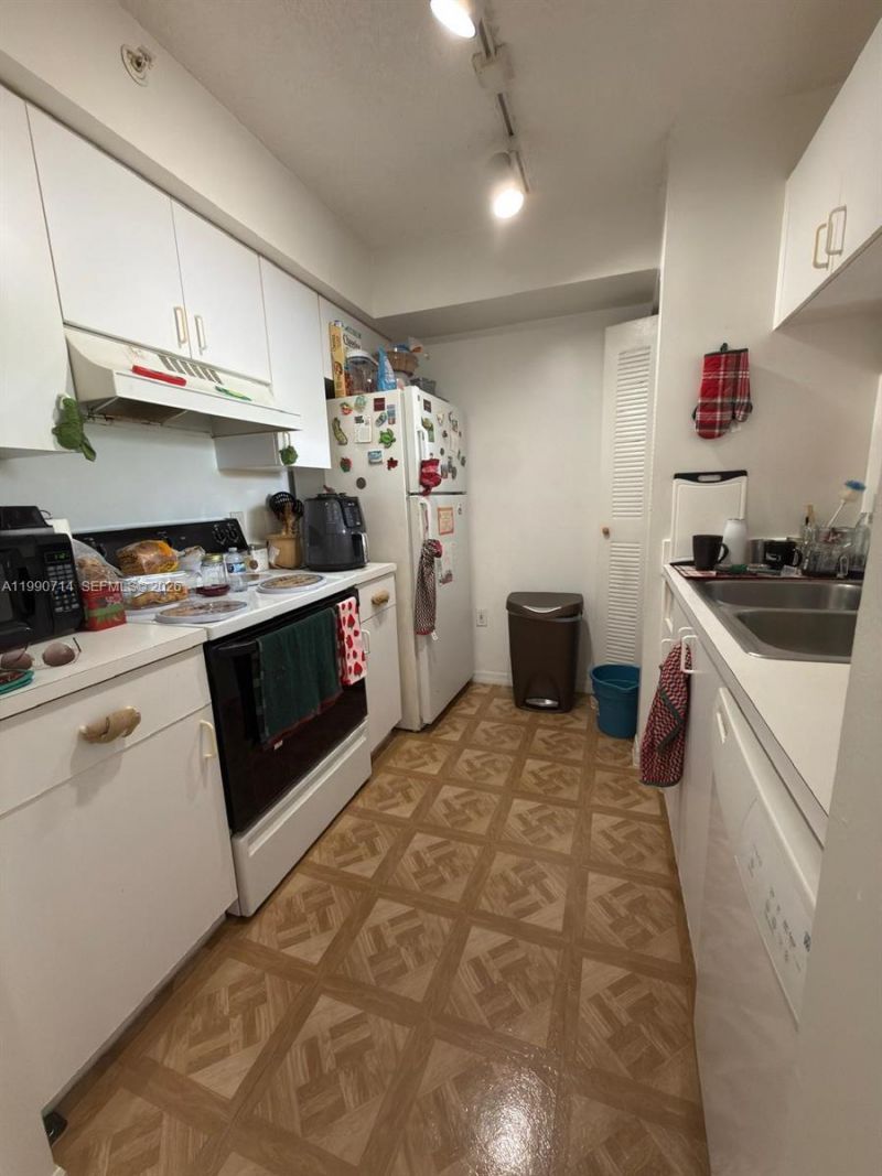 12154 Saint Andrews Pl, Unit 208, Miramar, FL 33025 Photo