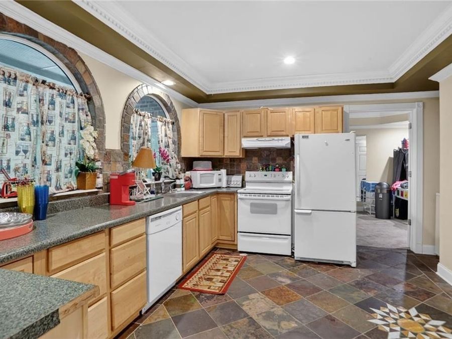 Property Image 28