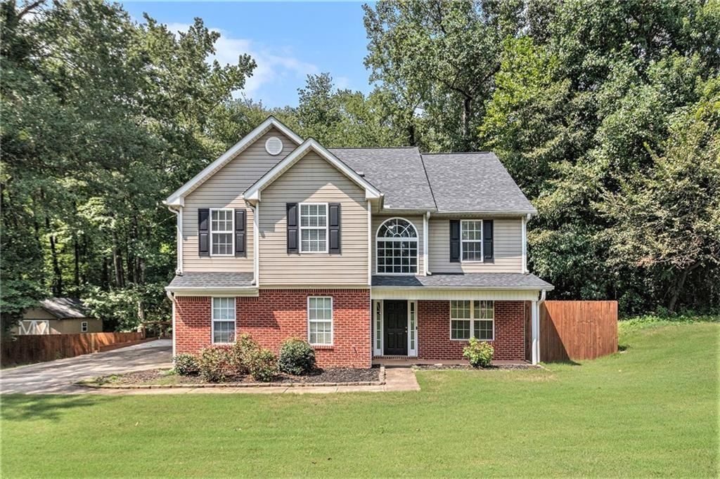 171 Barrington Farms Parkway, Sharpsburg, GA 30277 Main Photo